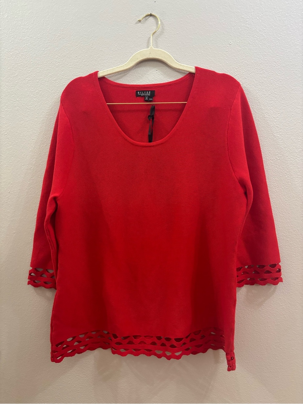 Bylyse Red Scoop-Neck die cut Hem sweater new with tag XL